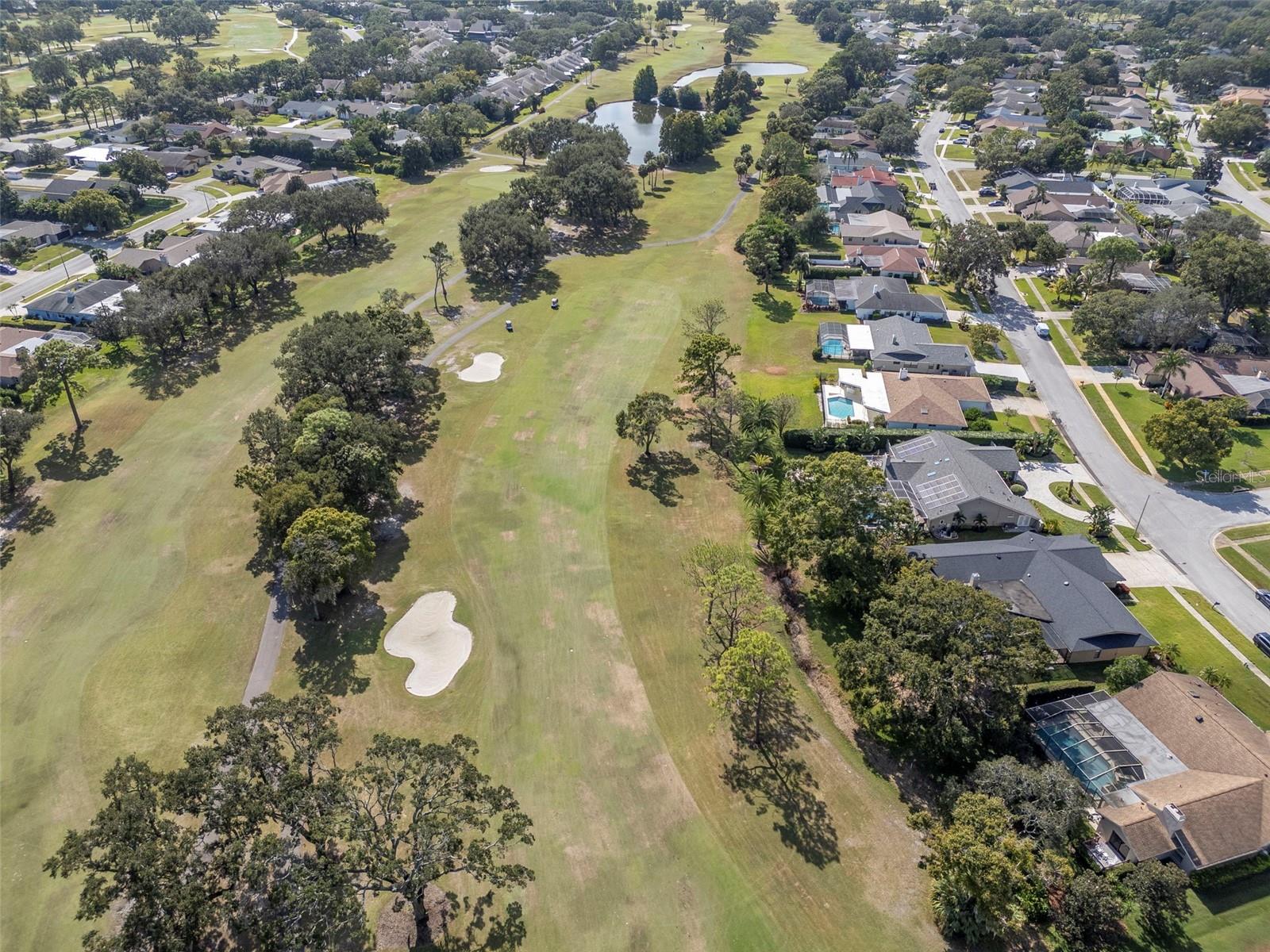 Listing photo id 70 for 3246 Hyde Park Drive