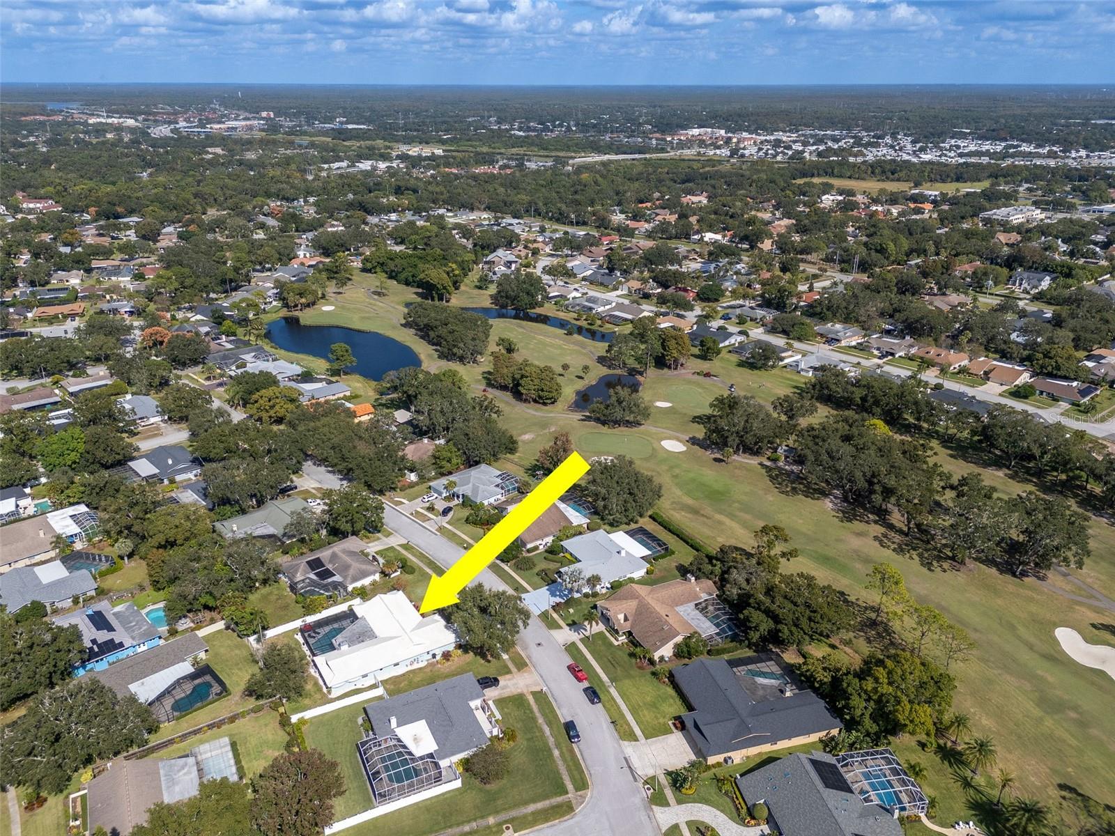 Listing photo id 83 for 3246 Hyde Park Drive