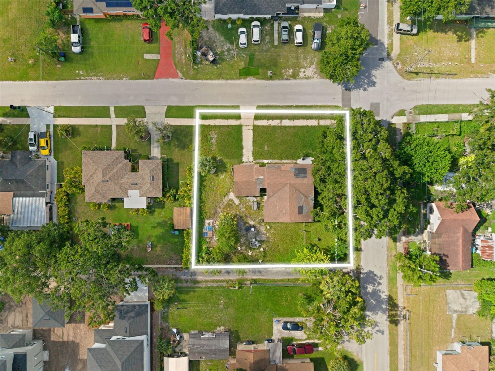 Image 4 of 13 For 2701 Fremont Avenue