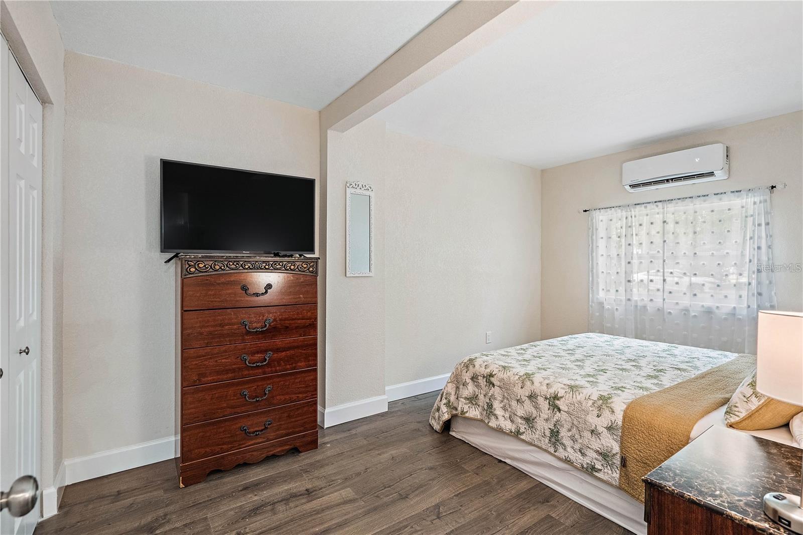 Image 18 of 44 For 7101 59th Street N