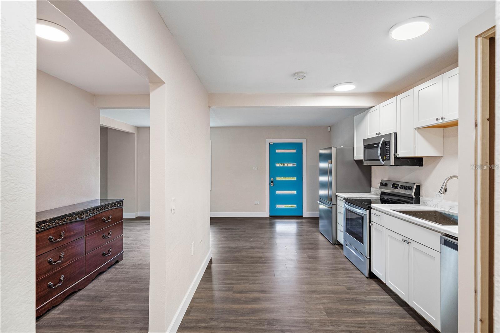 Image 28 of 44 For 7101 59th Street N