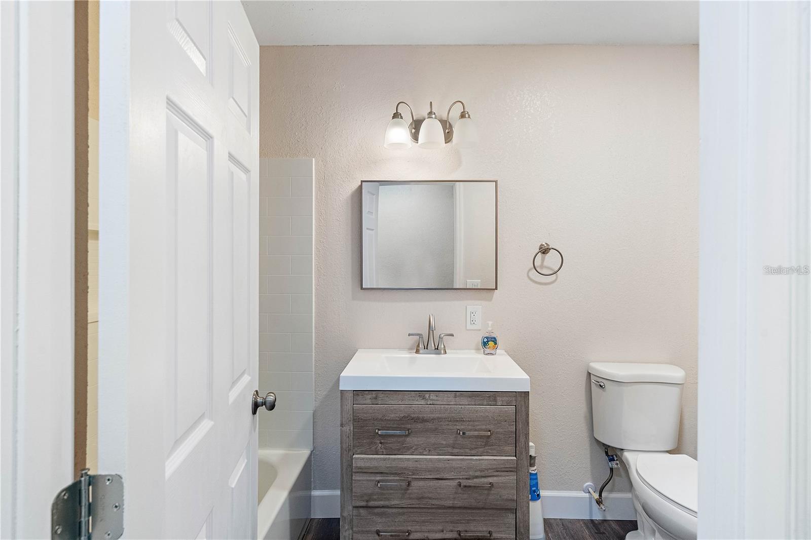 Image 33 of 44 For 7101 59th Street N