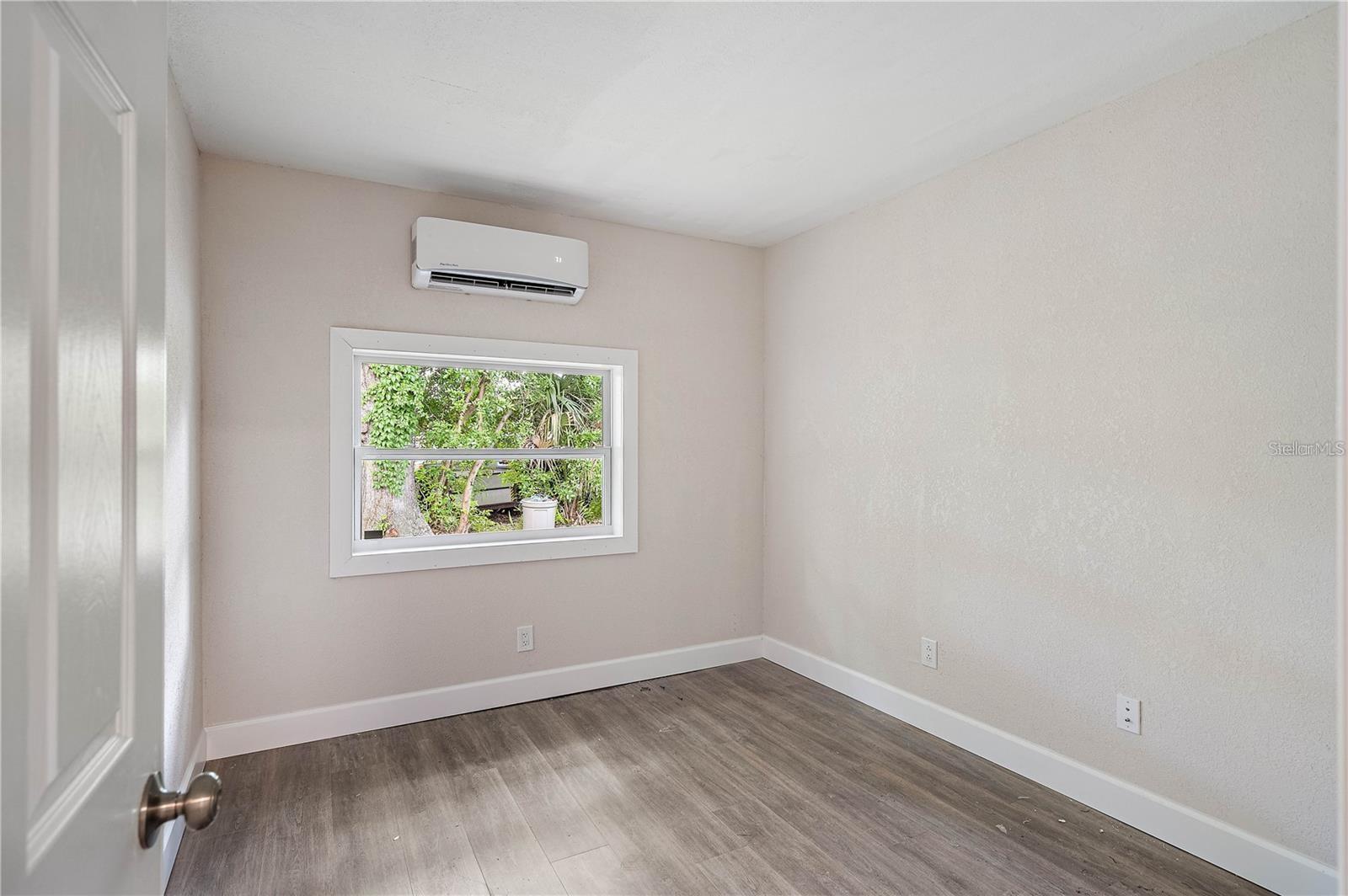 Image 36 of 44 For 7101 59th Street N