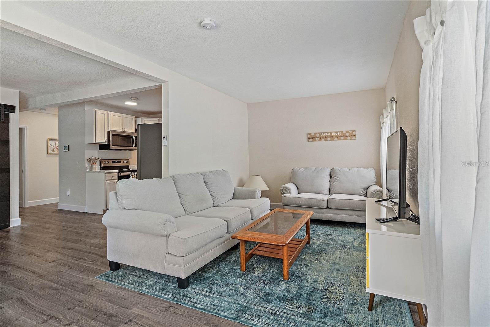 Image 4 of 44 For 7101 59th Street N