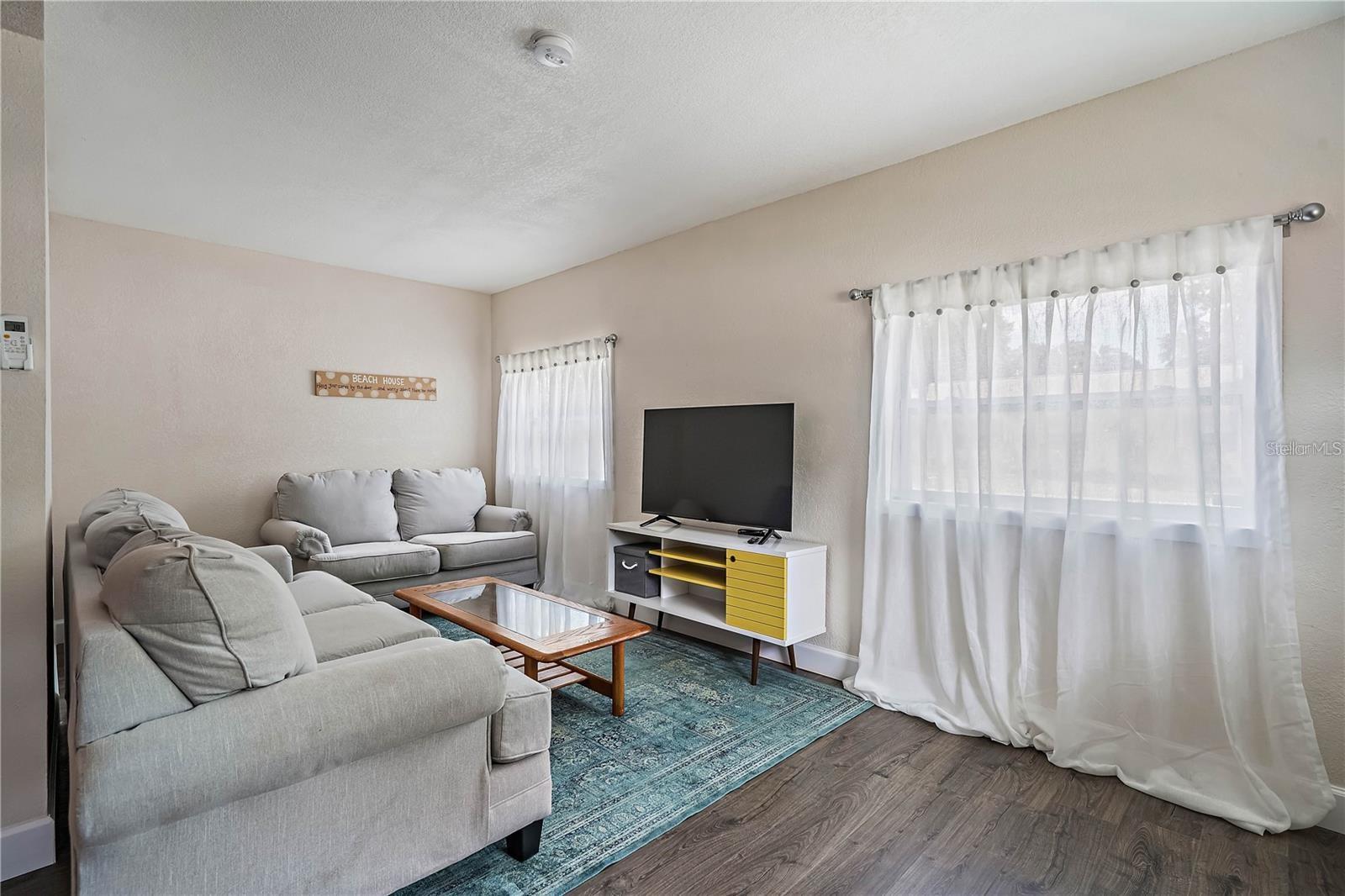 Image 5 of 44 For 7101 59th Street N
