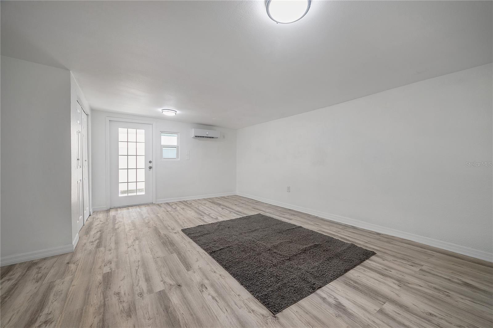 Image 13 of 18 For 6914 Orleans Avenue 2