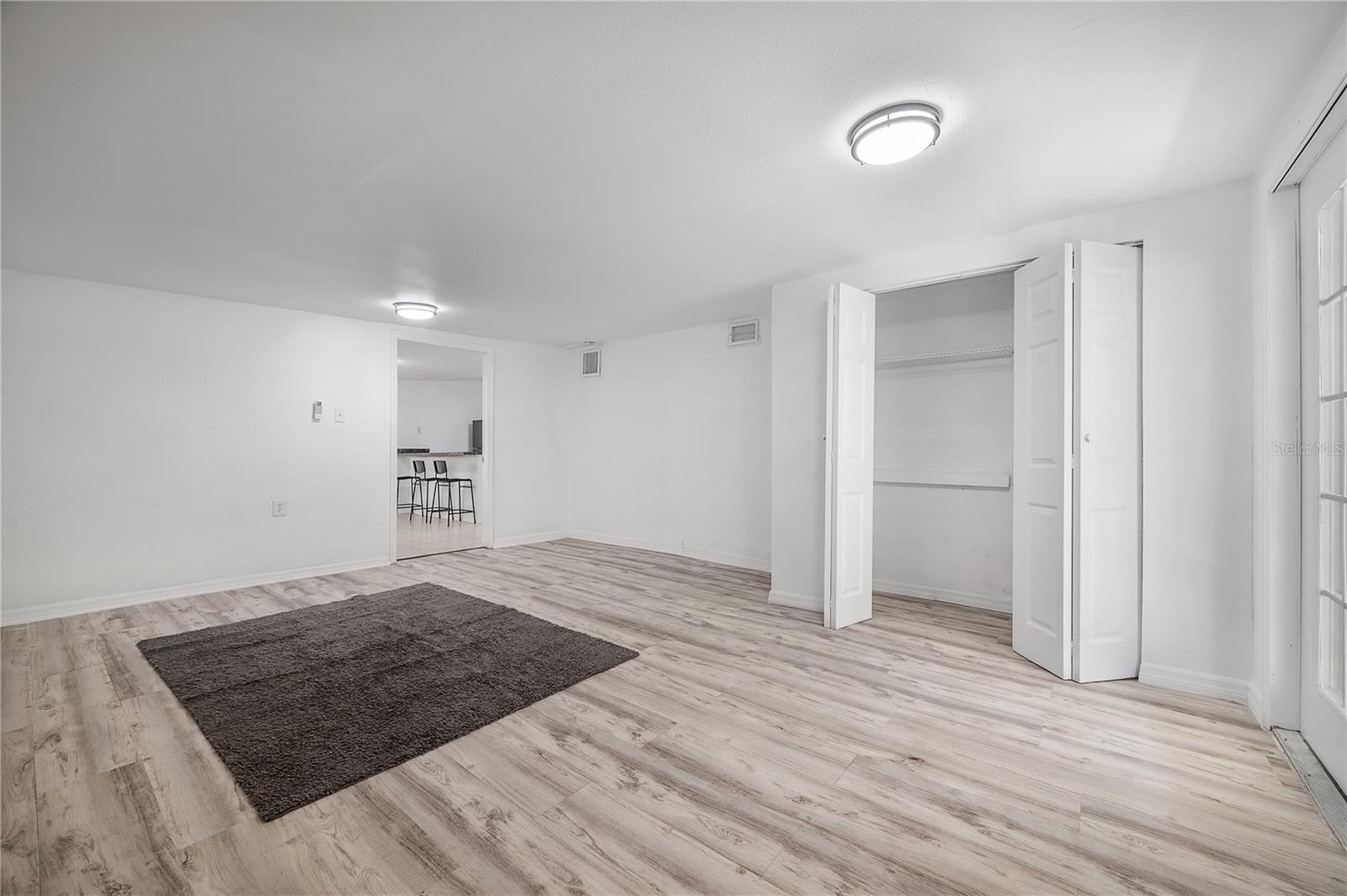 Image 15 of 18 For 6914 Orleans Avenue 2