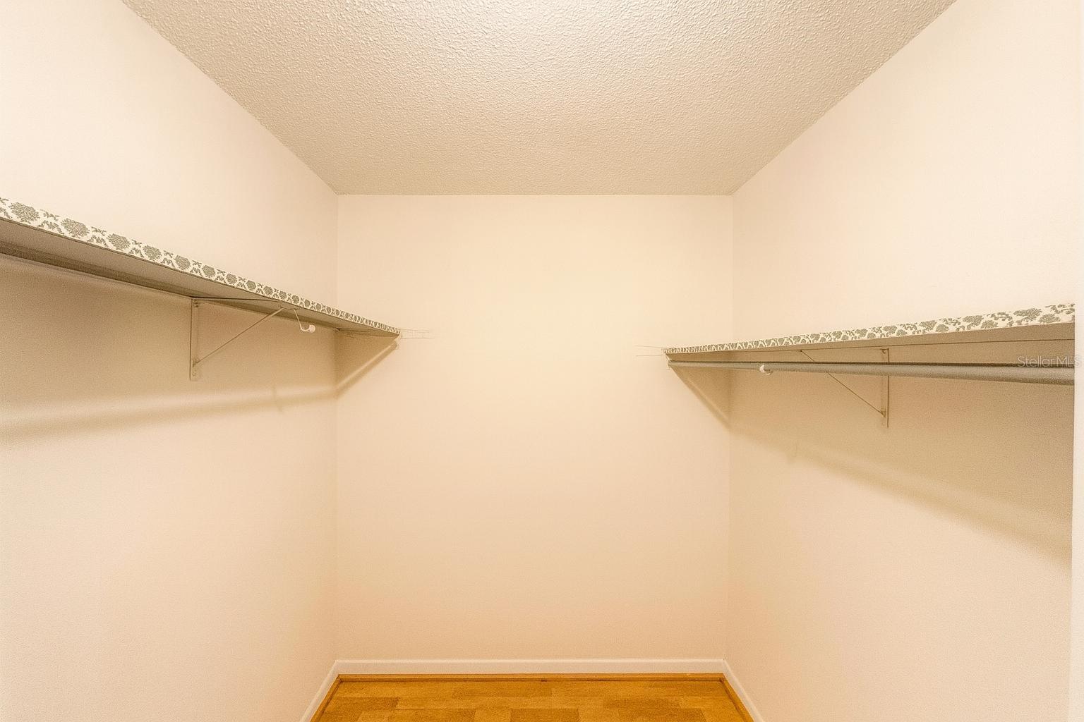 Image 10 of 17 For 5154 Turquoise Lane 207