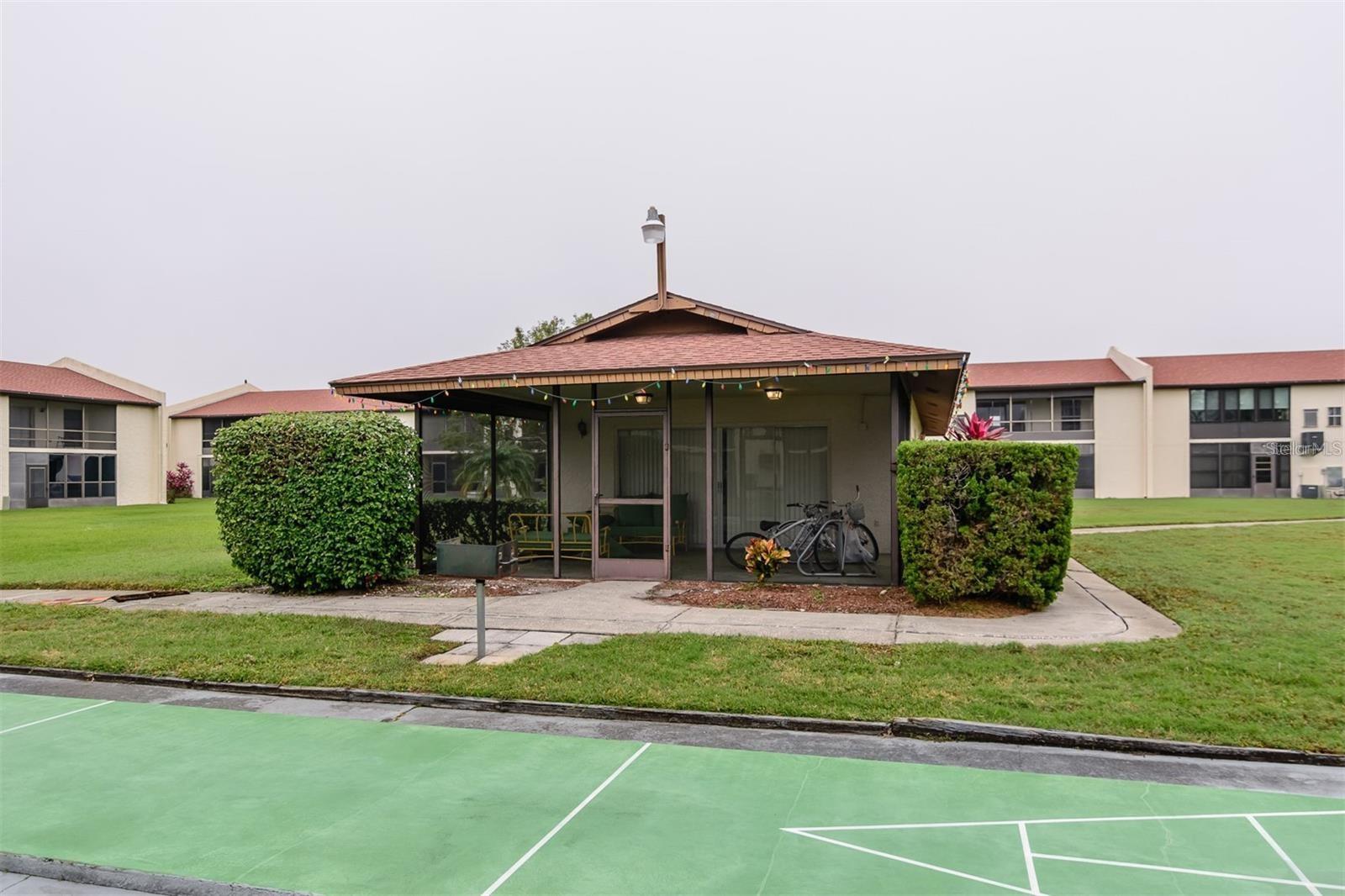 Image 16 of 17 For 5154 Turquoise Lane 207