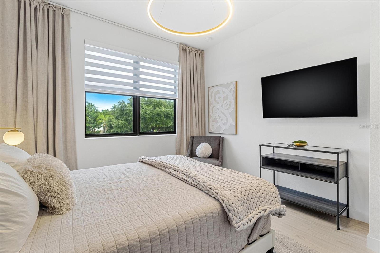 Image 18 of 33 For 7507 Gesualdo Court