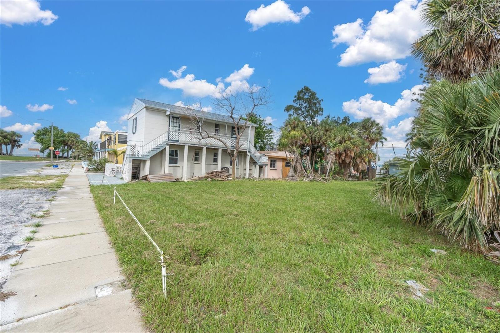 Image 4 of 14 For 623 73rd Avenue