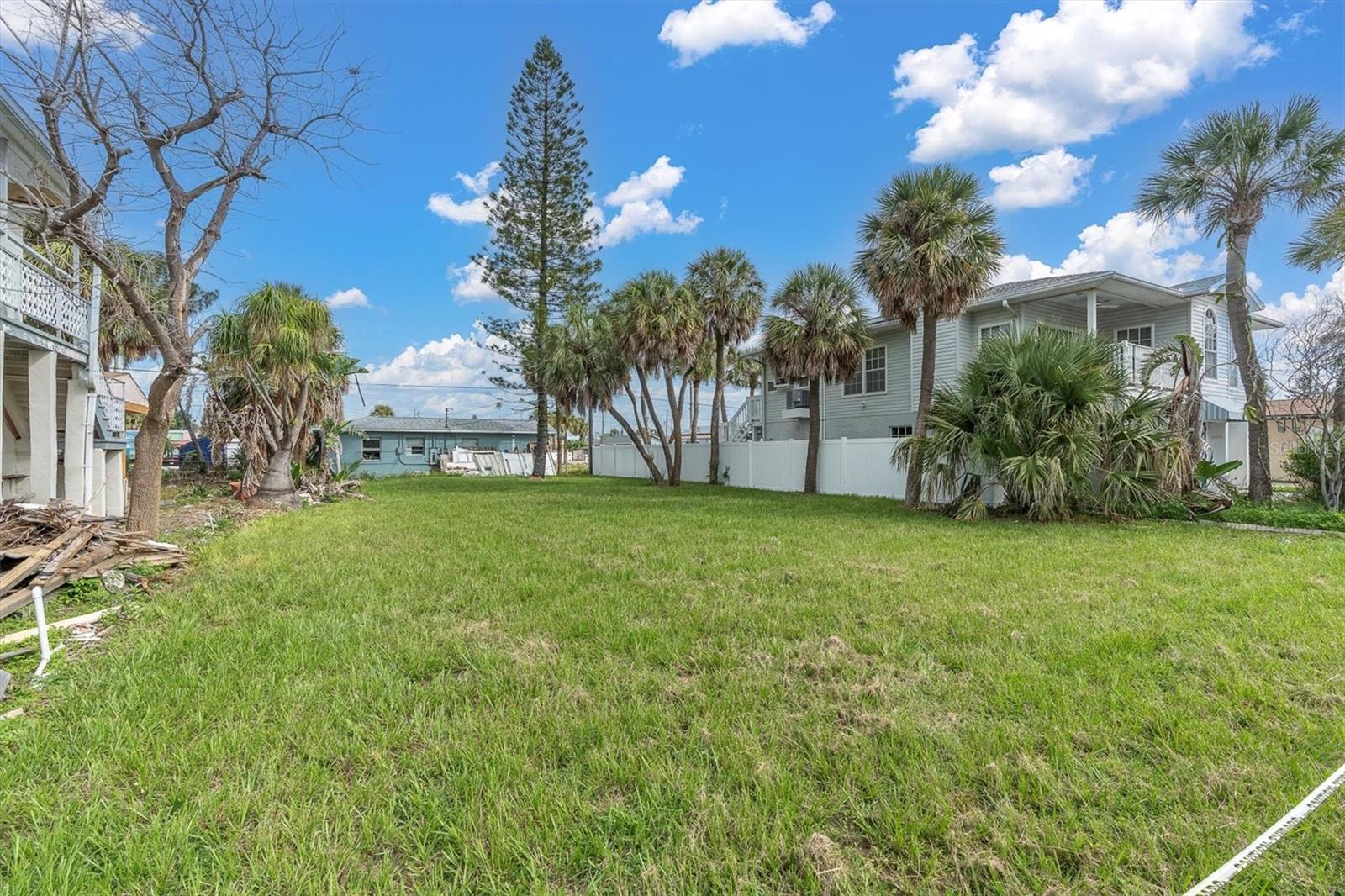 Image 6 of 14 For 623 73rd Avenue