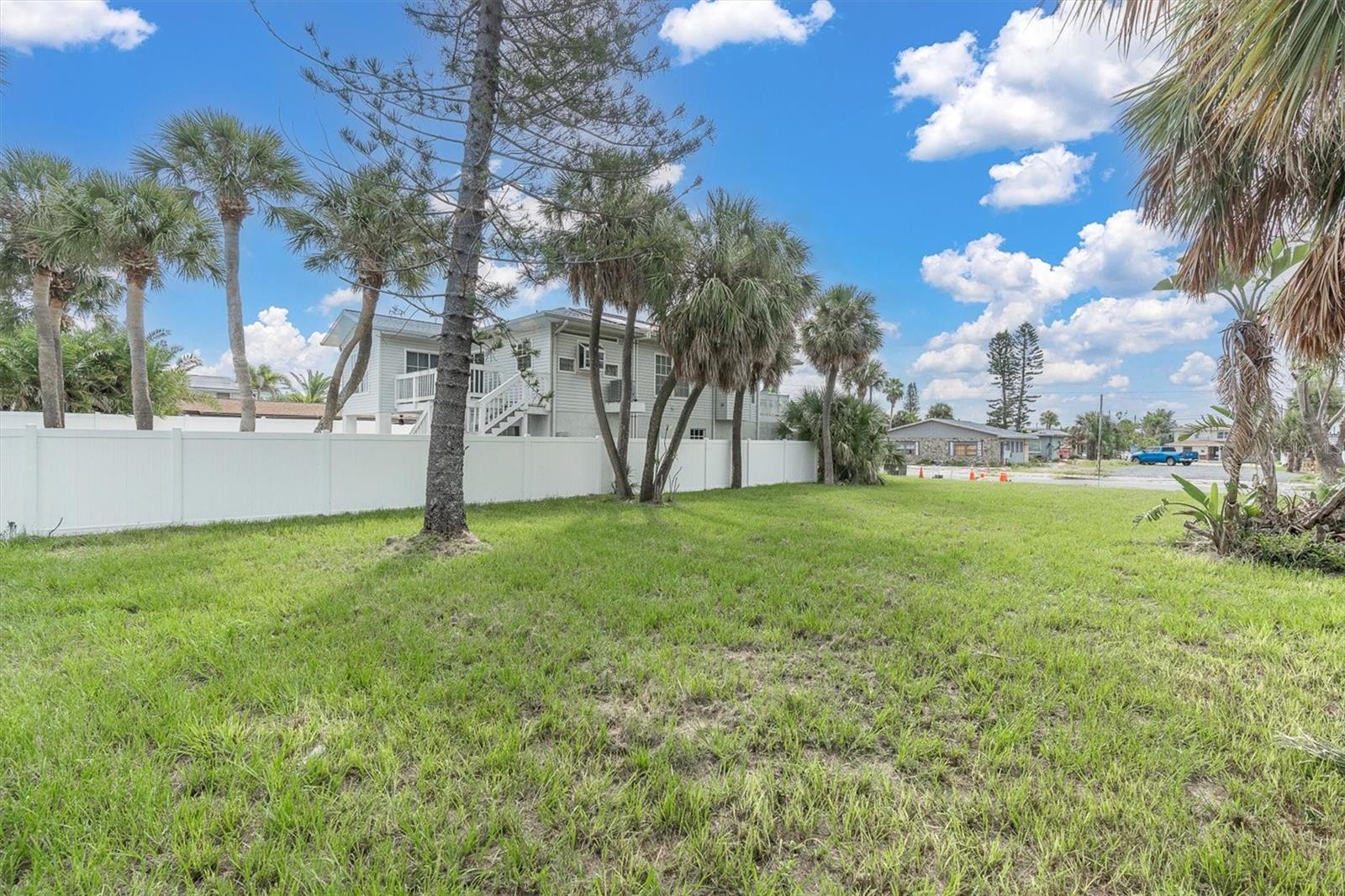 Image 7 of 14 For 623 73rd Avenue