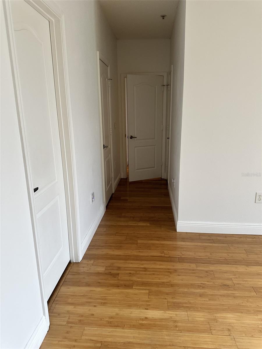 Listing photo id 11 for 12031 Villanova Drive 110