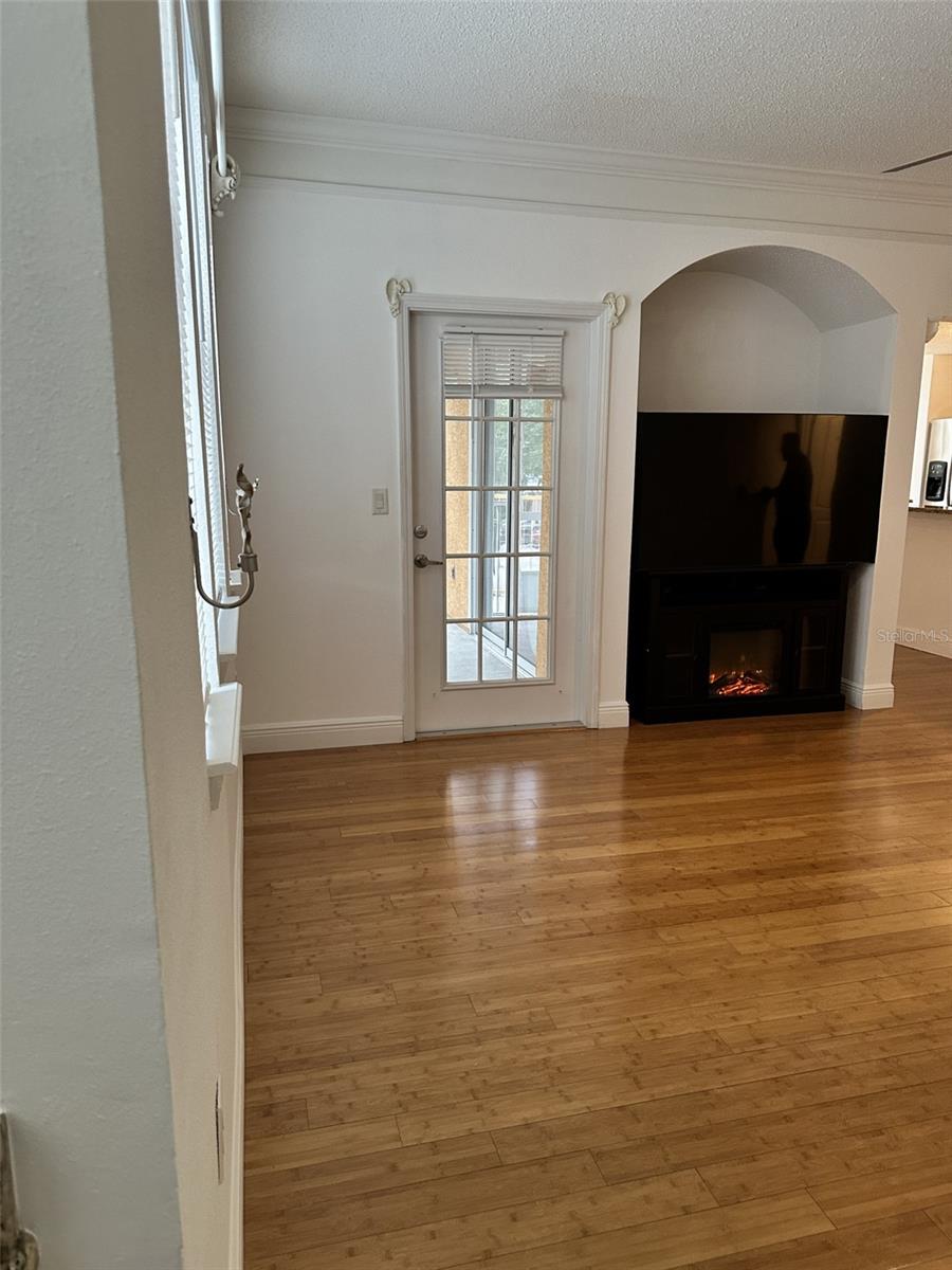 Listing photo id 23 for 12031 Villanova Drive 110