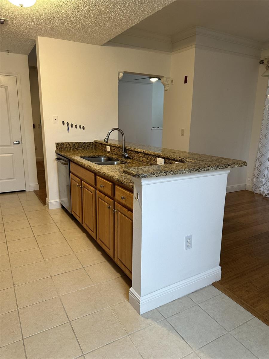 Listing photo id 34 for 12031 Villanova Drive 110