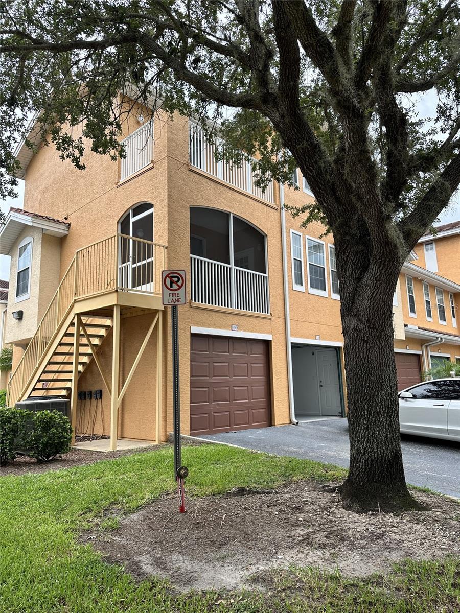 Listing photo id 2 for 12031 Villanova Drive 110