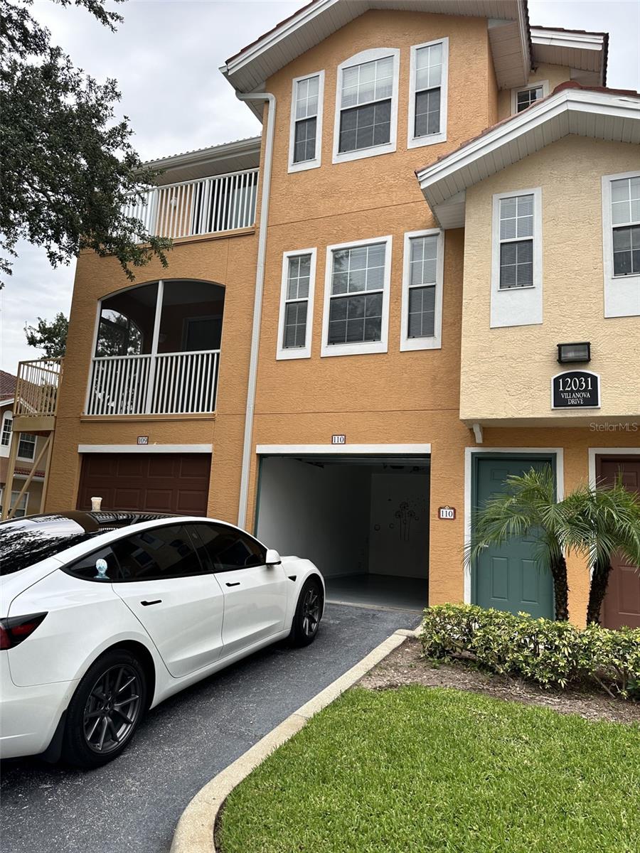 Listing photo id 3 for 12031 Villanova Drive 110