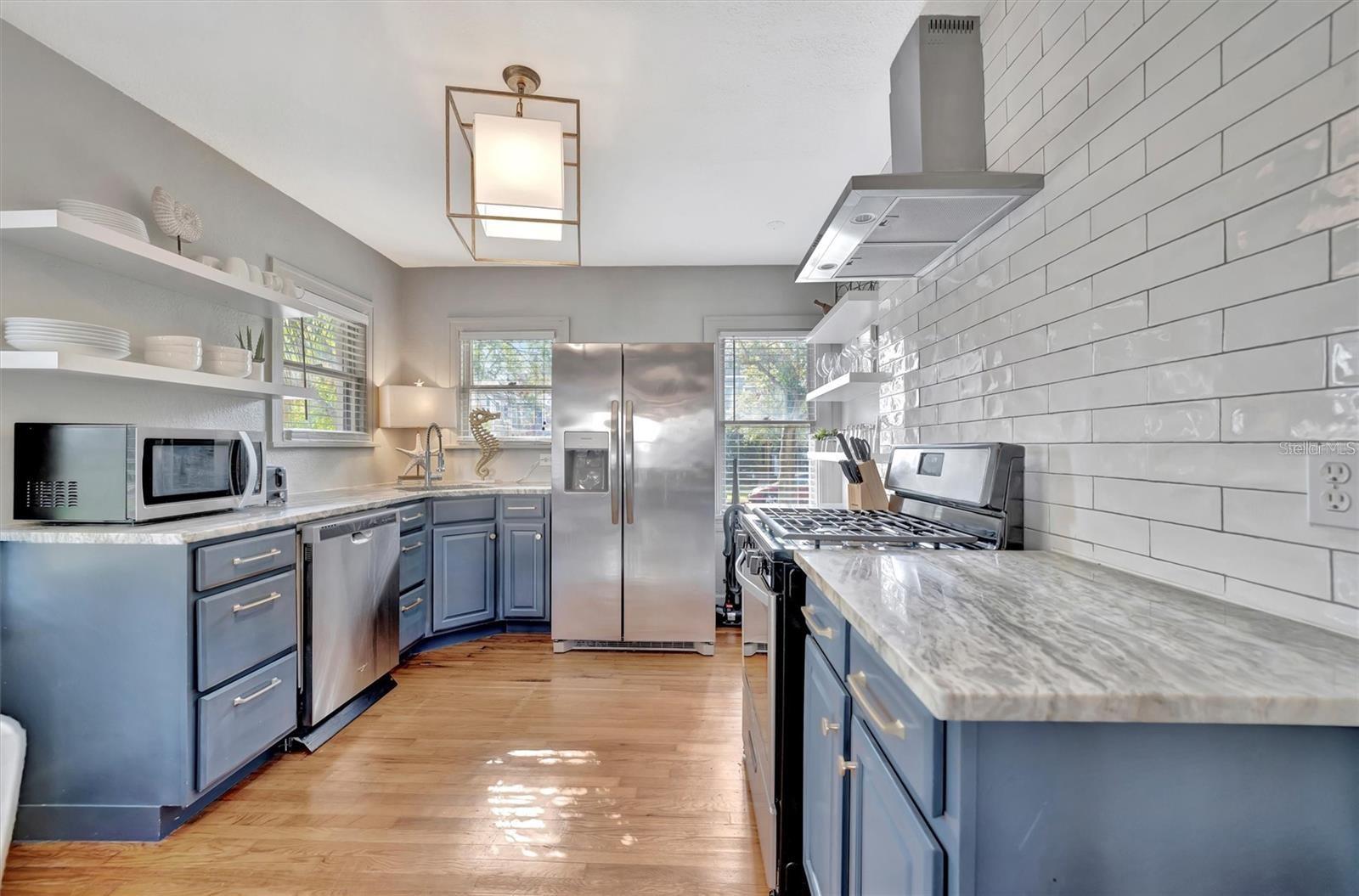 Image 13 of 80 For 421 11th Avenue Ne