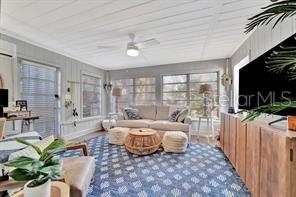Image 53 of 80 For 421 11th Avenue Ne