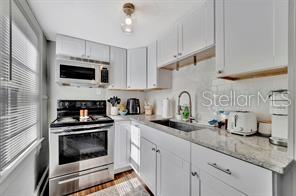 Image 59 of 80 For 421 11th Avenue Ne