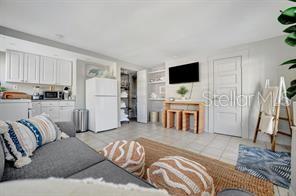 Image 71 of 80 For 421 11th Avenue Ne