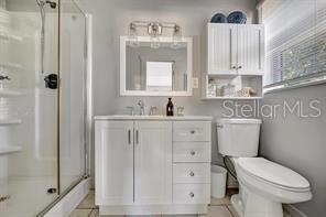 Image 76 of 80 For 421 11th Avenue Ne