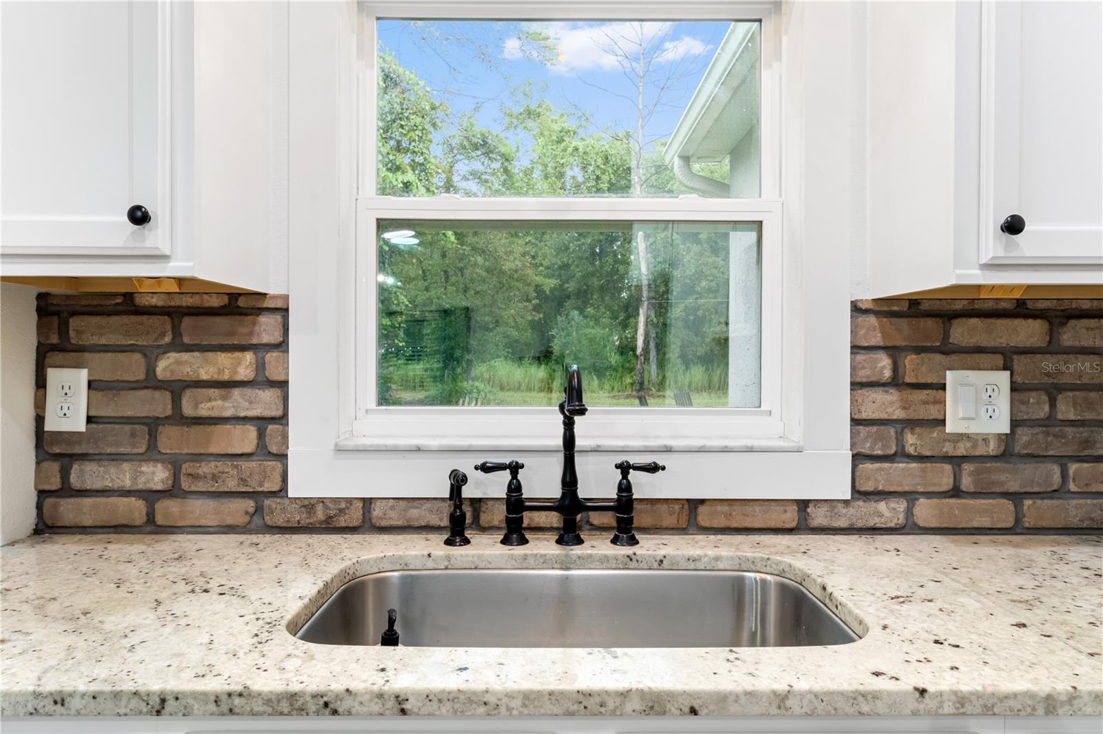 Image 11 of 48 For 11320 Salome Street