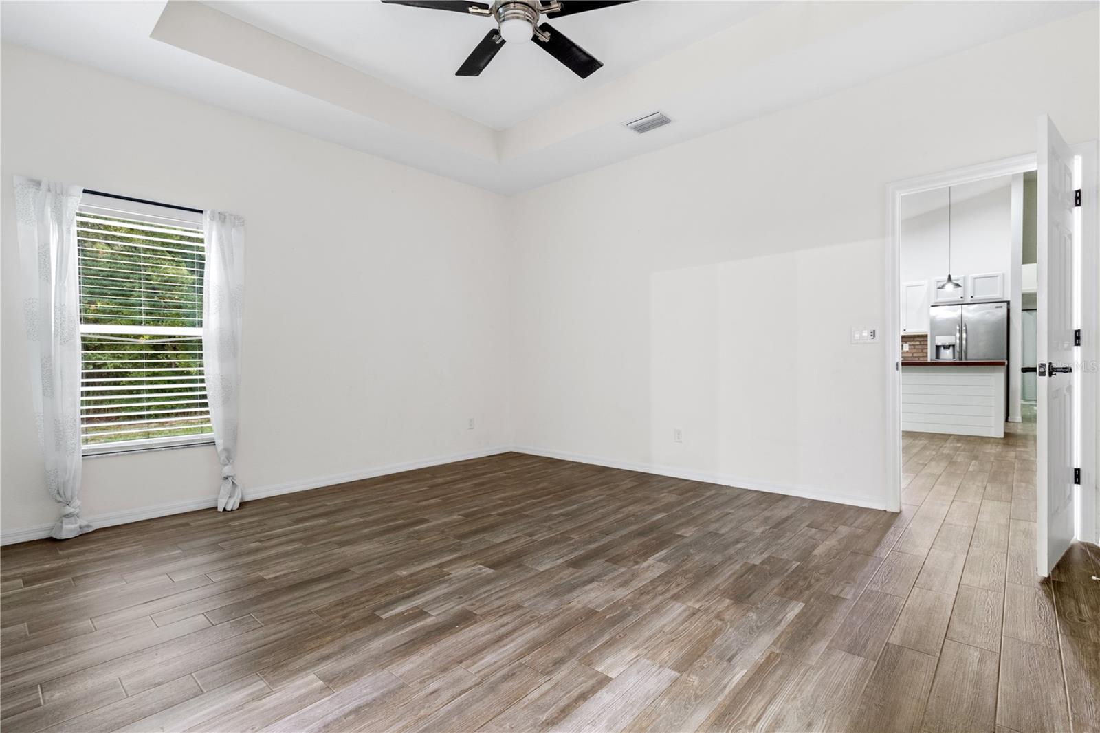 Image 19 of 48 For 11320 Salome Street