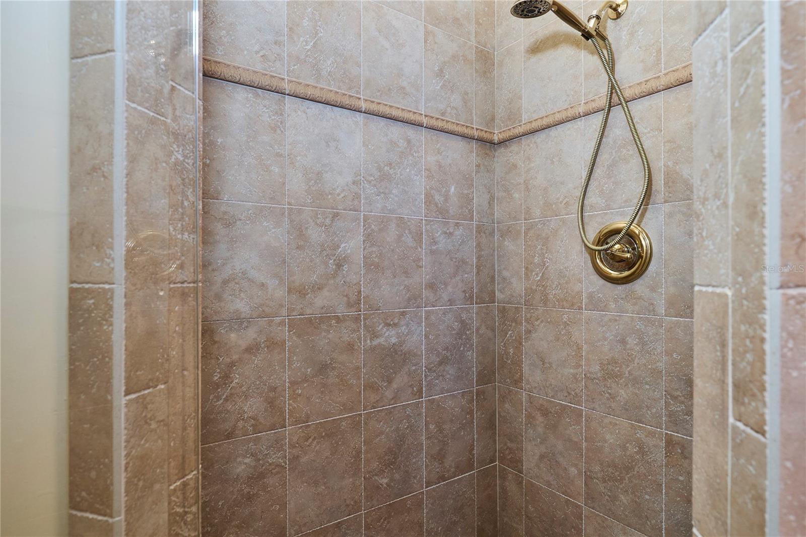 Image 39 of 49 For 3517 San Miguel Street N
