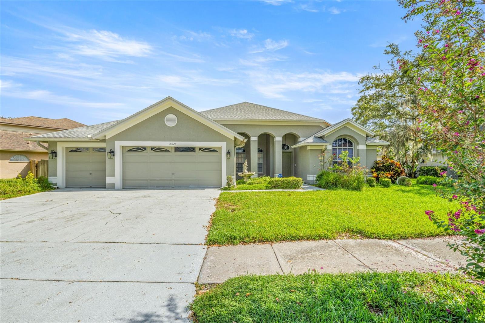 Details for 16521 Lake Heather Drive, TAMPA, FL 33618