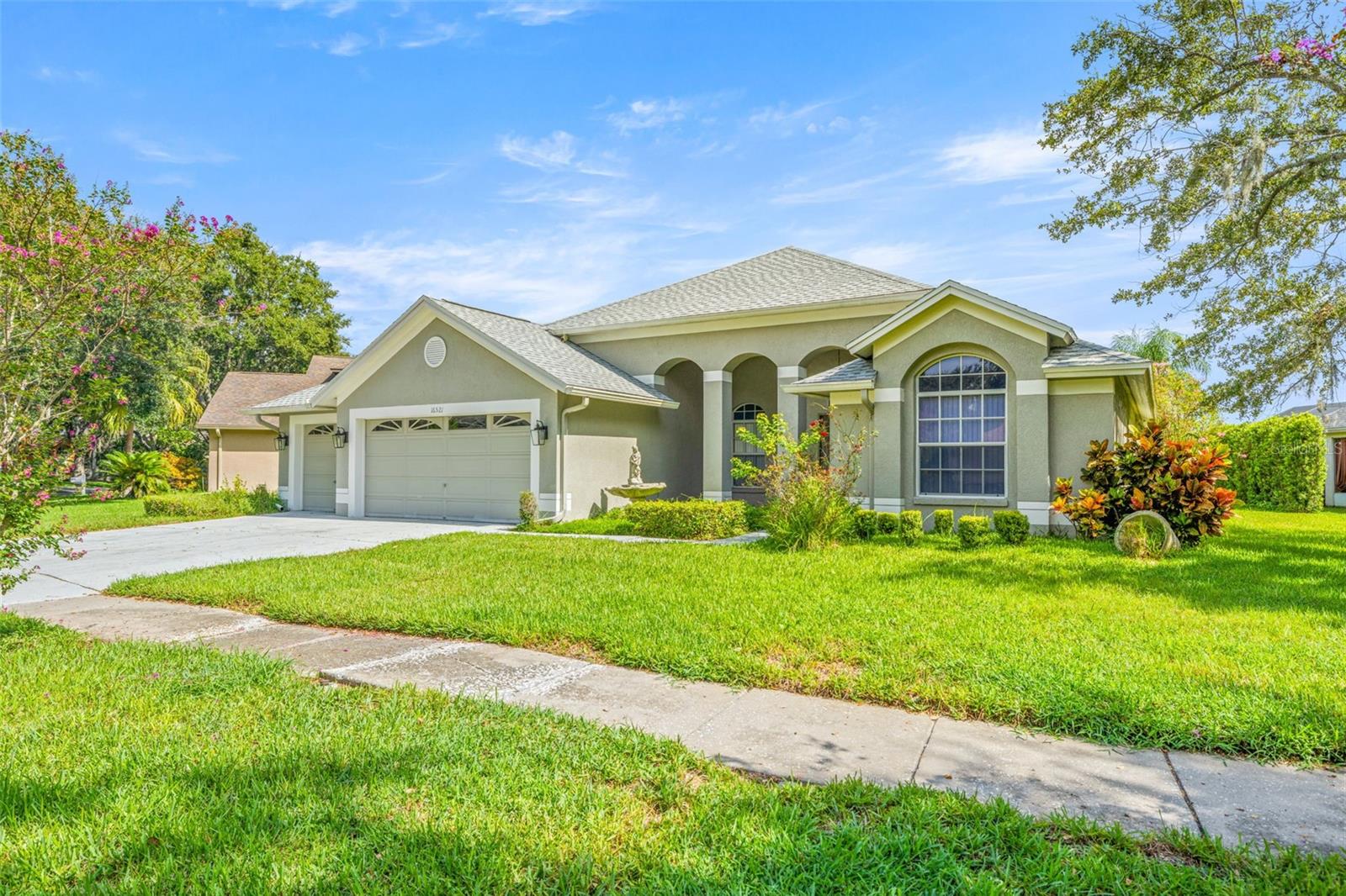 Image 2 of 25 For 16521 Lake Heather Drive