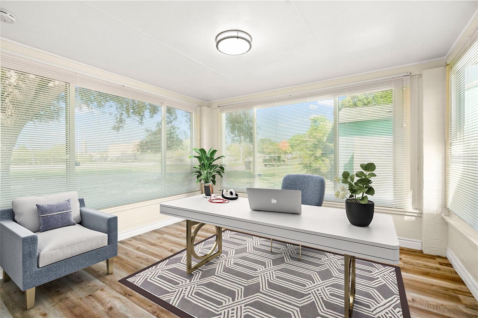 Image 13 of 30 For 1117 Tyrone Boulevard N