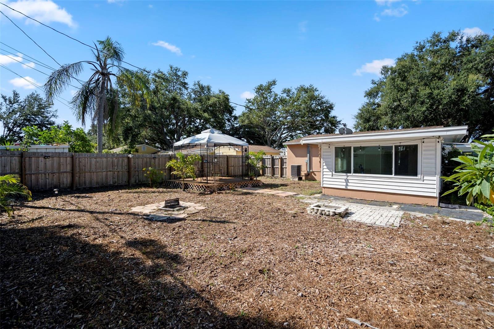 Image 20 of 30 For 1117 Tyrone Boulevard N