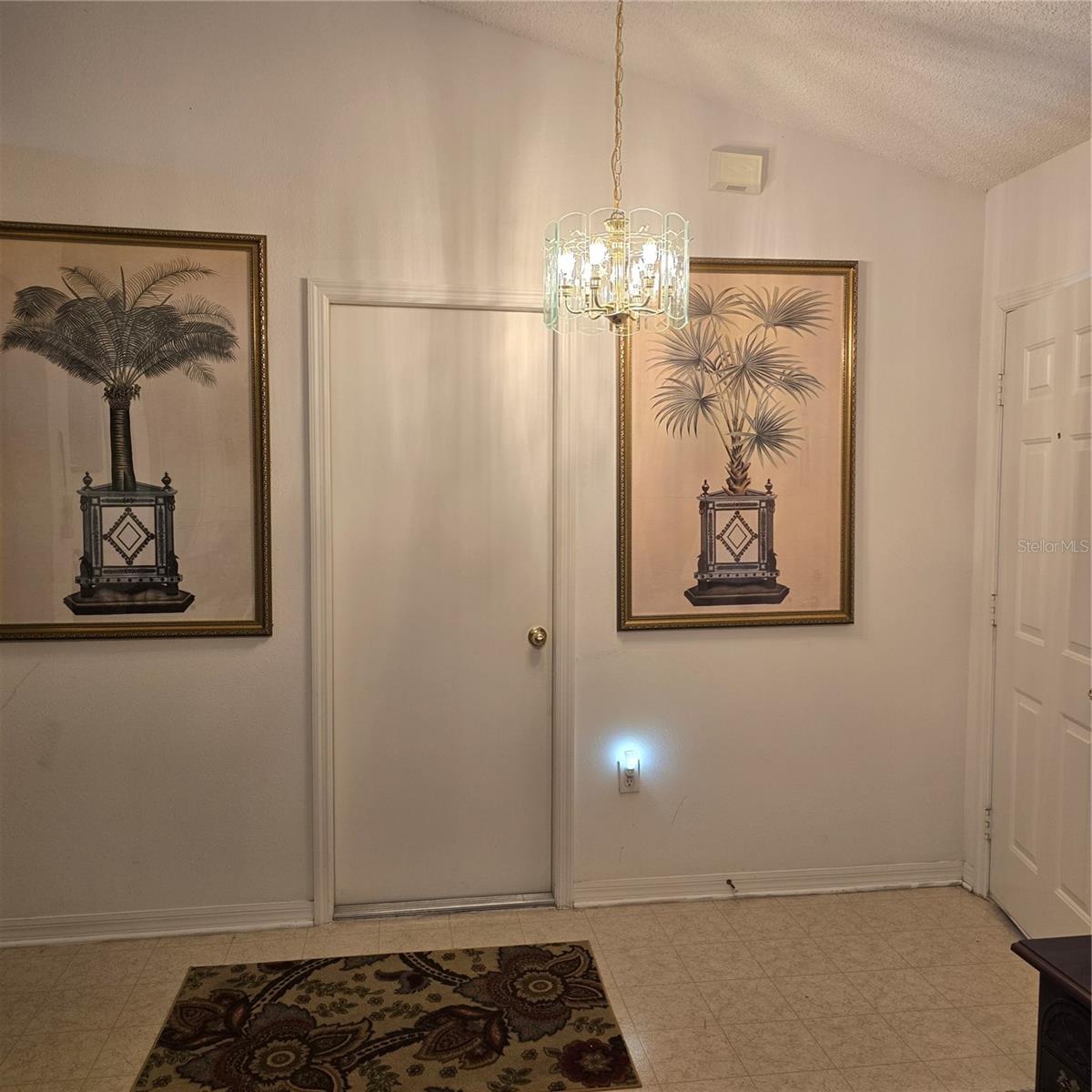 Image 5 of 28 For 7280 Pinehurst Drive