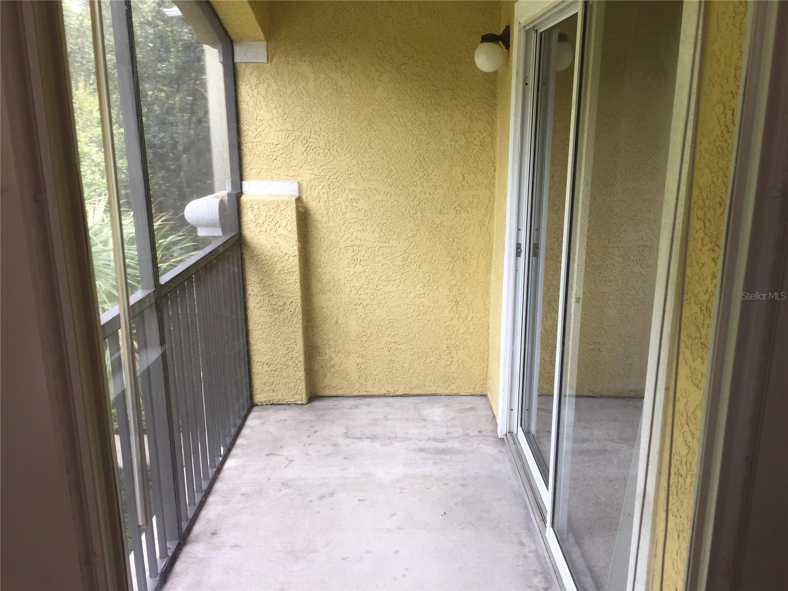 Image 18 of 26 For 10125 Courtney Palms Boulevard 303
