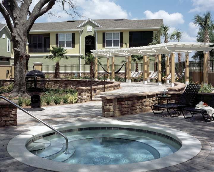 Image 4 of 26 For 10125 Courtney Palms Boulevard 303