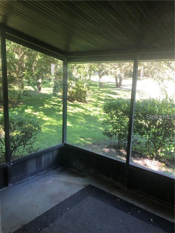 Listing photo id 3 for 501 Curlew Place 501