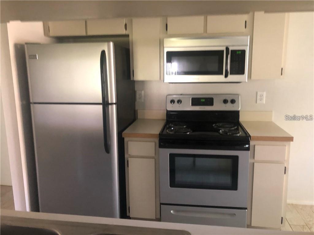 Listing photo id 7 for 501 Curlew Place 501
