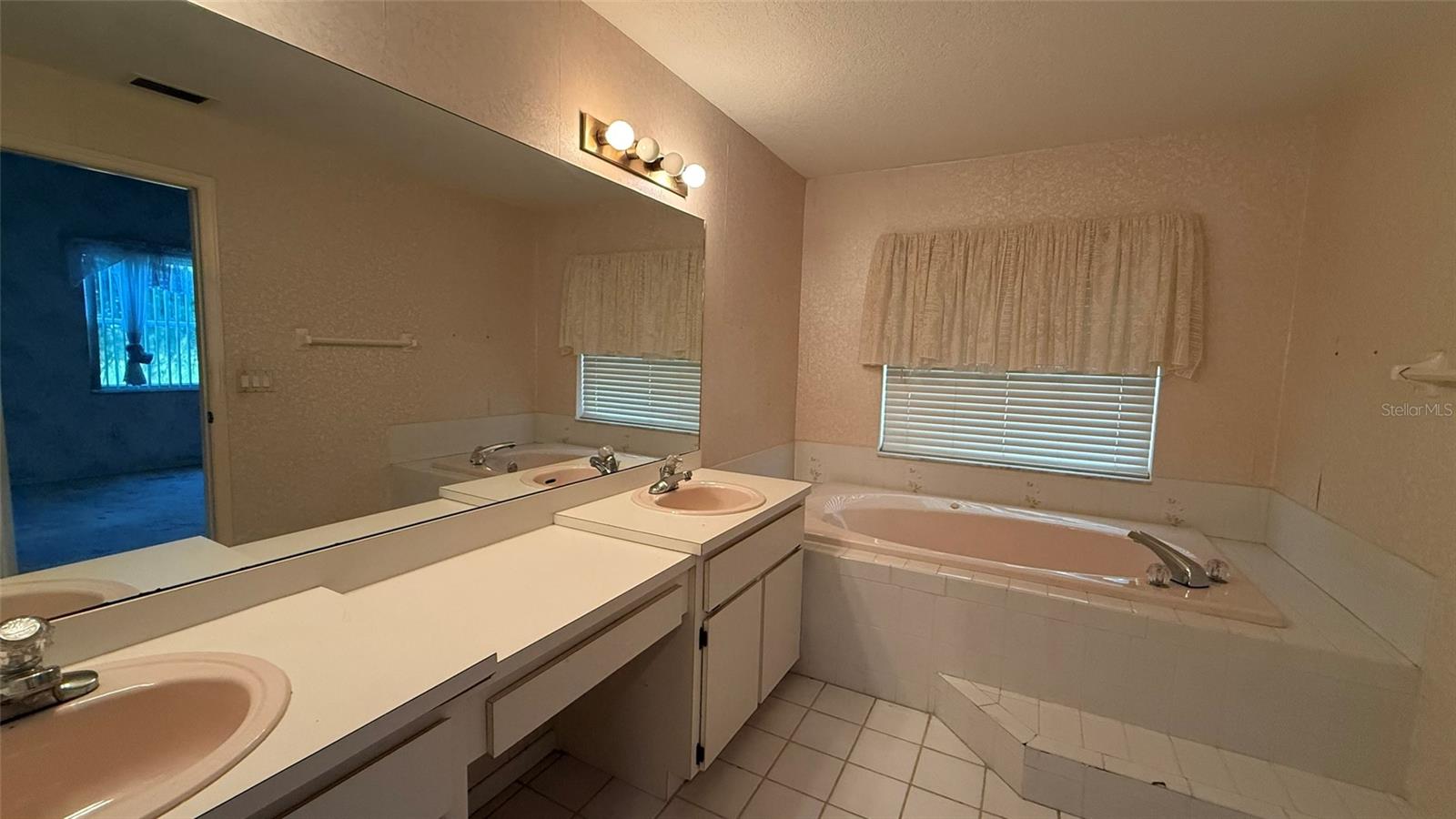Listing photo id 8 for 39310 Richland Road