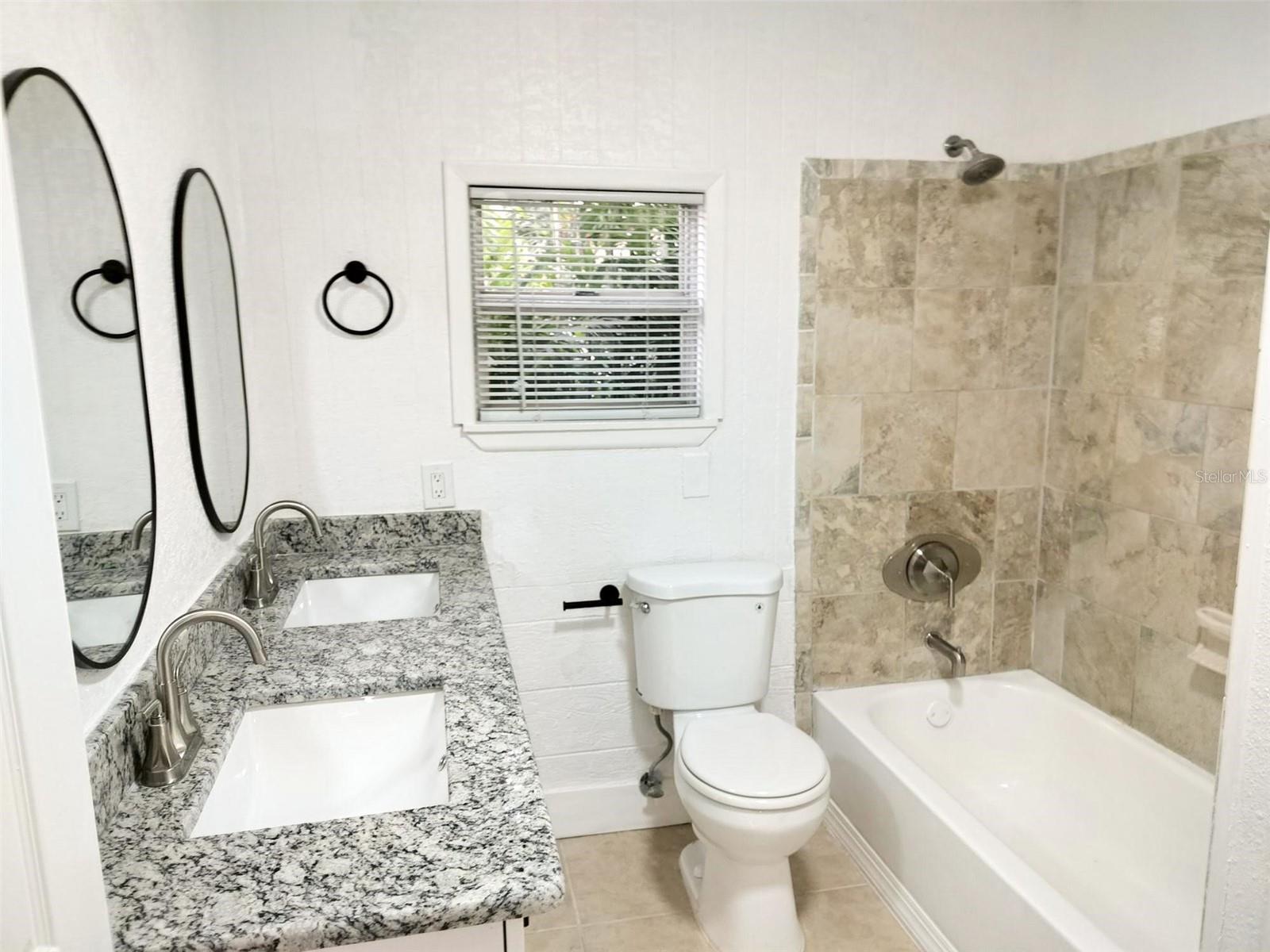 Image 6 of 7 For 9901 Grace Drive