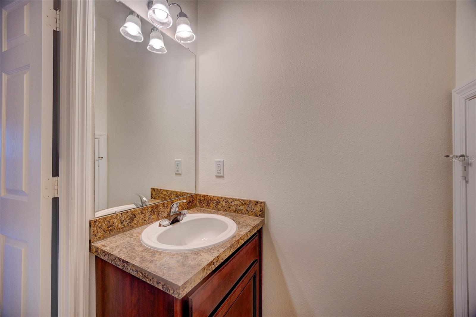 Image 19 of 38 For 10072 Old Haven Way