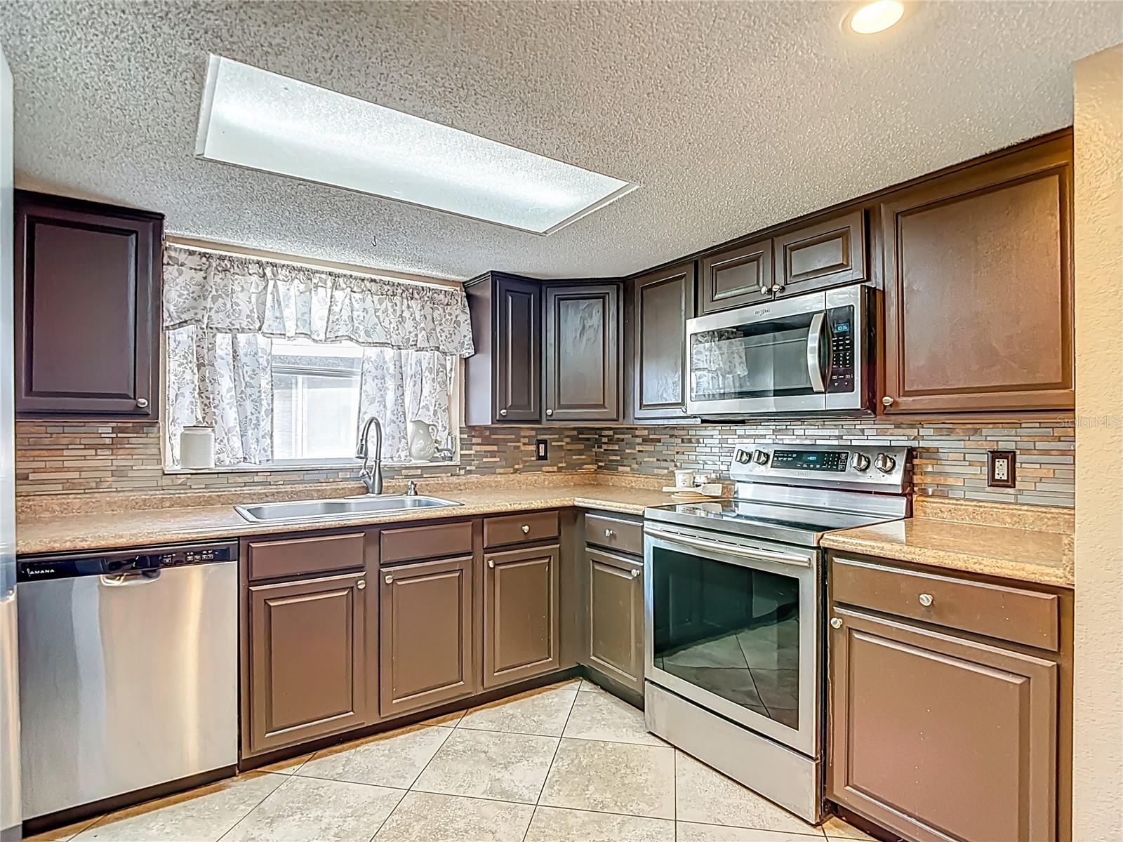 Image 13 of 55 For 7334 Brentwood Drive