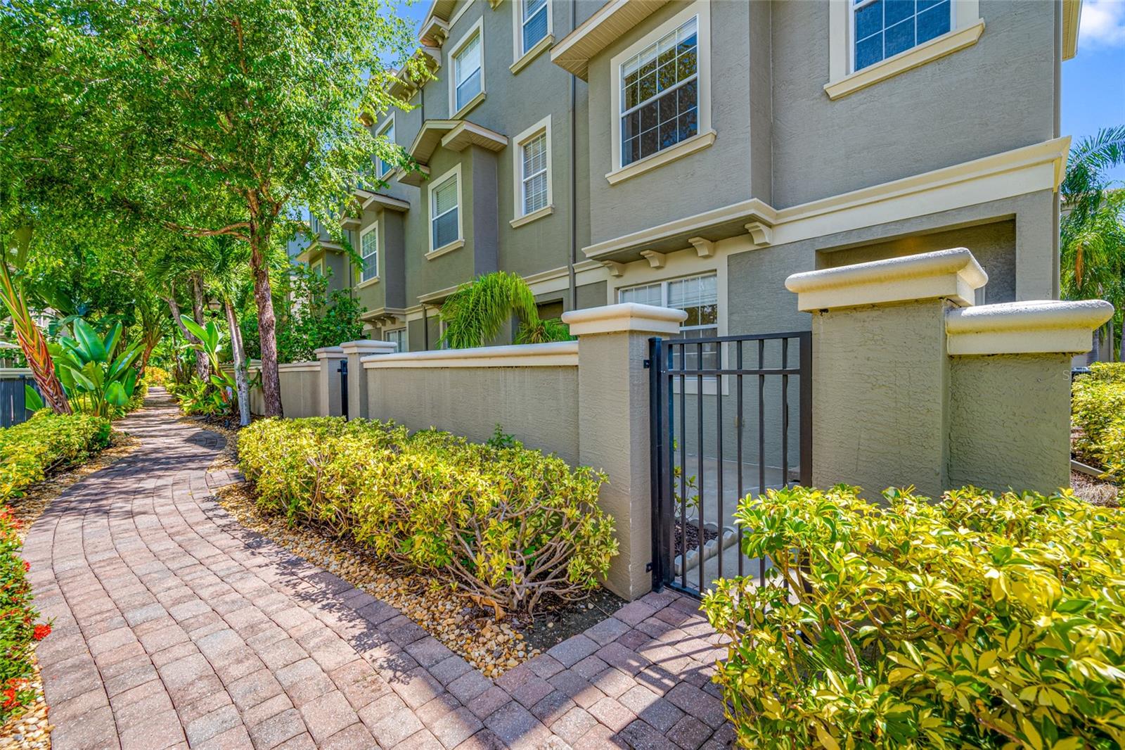 Details for 7125 102nd Lane, SEMINOLE, FL 33772