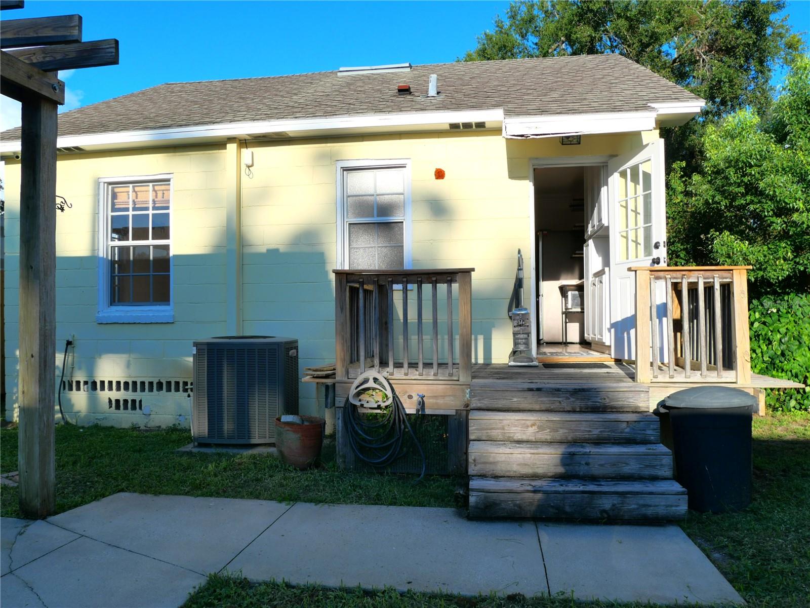 Image 35 of 35 For 2916 Woodrow Avenue
