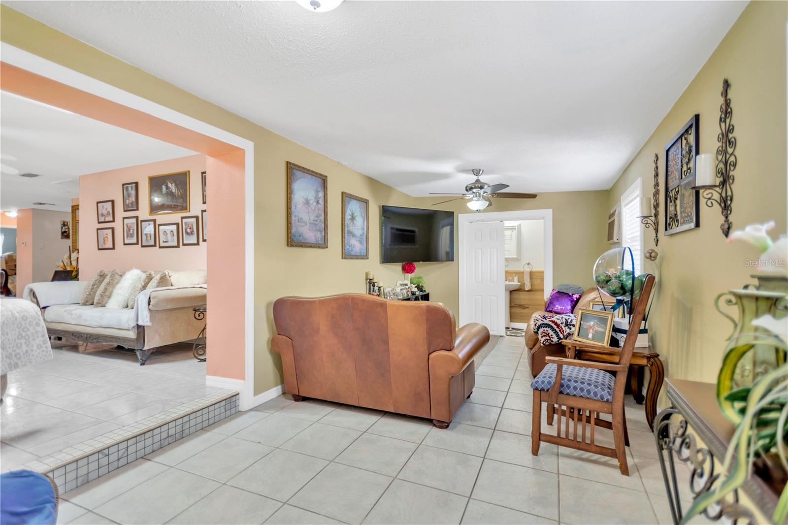 Image 13 of 36 For 11047 Springridge Drive