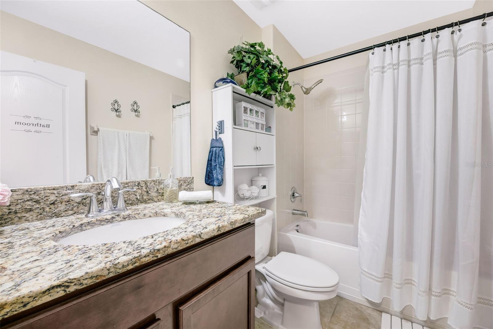 Image 33 of 74 For 13405 White Sapphire Road