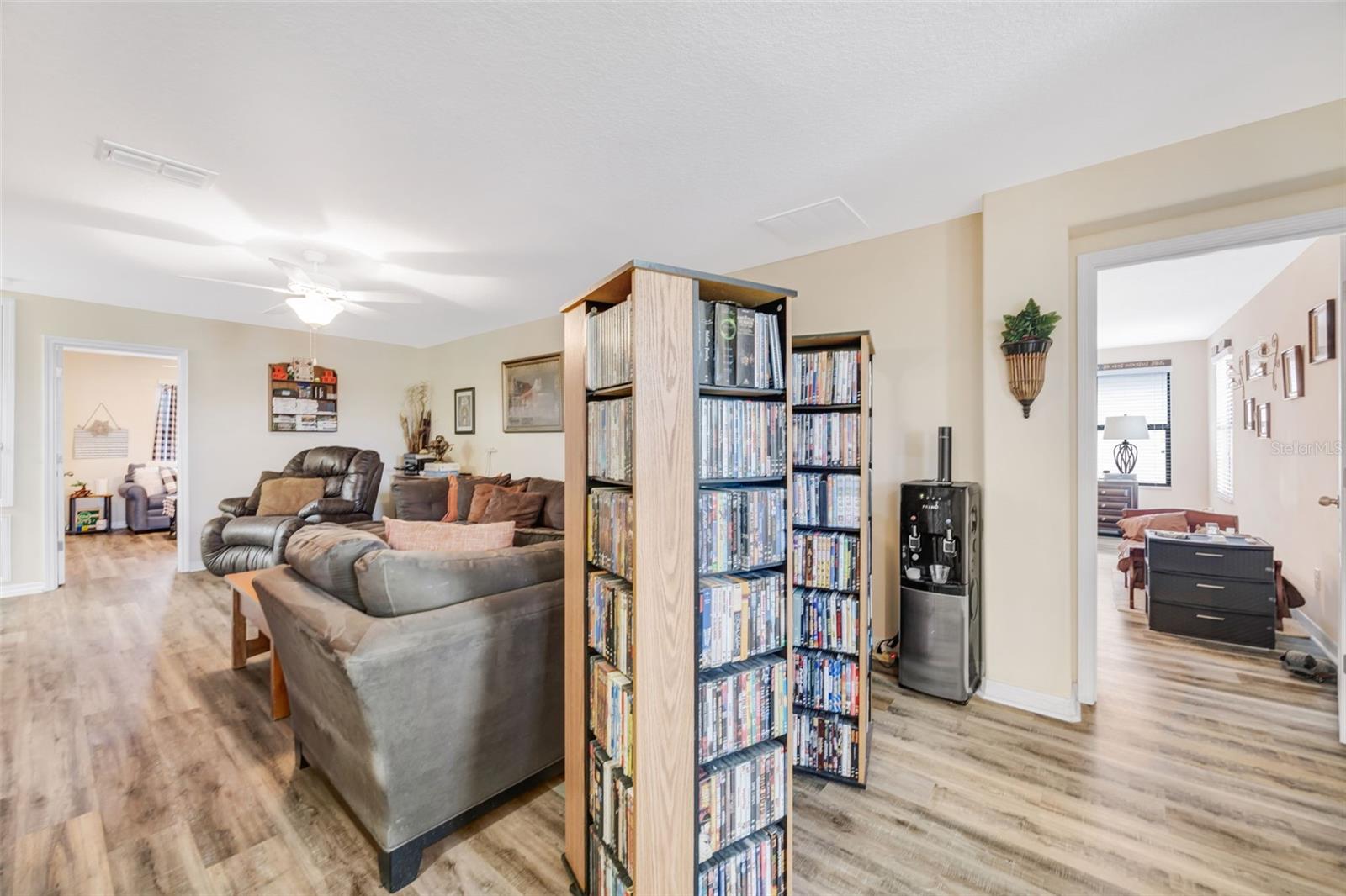 Image 35 of 74 For 13405 White Sapphire Road