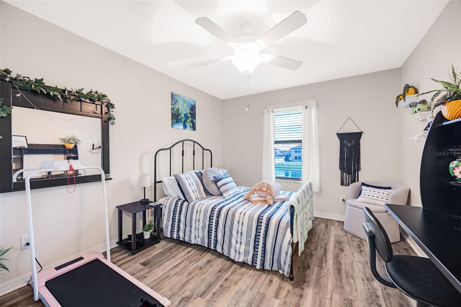 Image 45 of 74 For 13405 White Sapphire Road