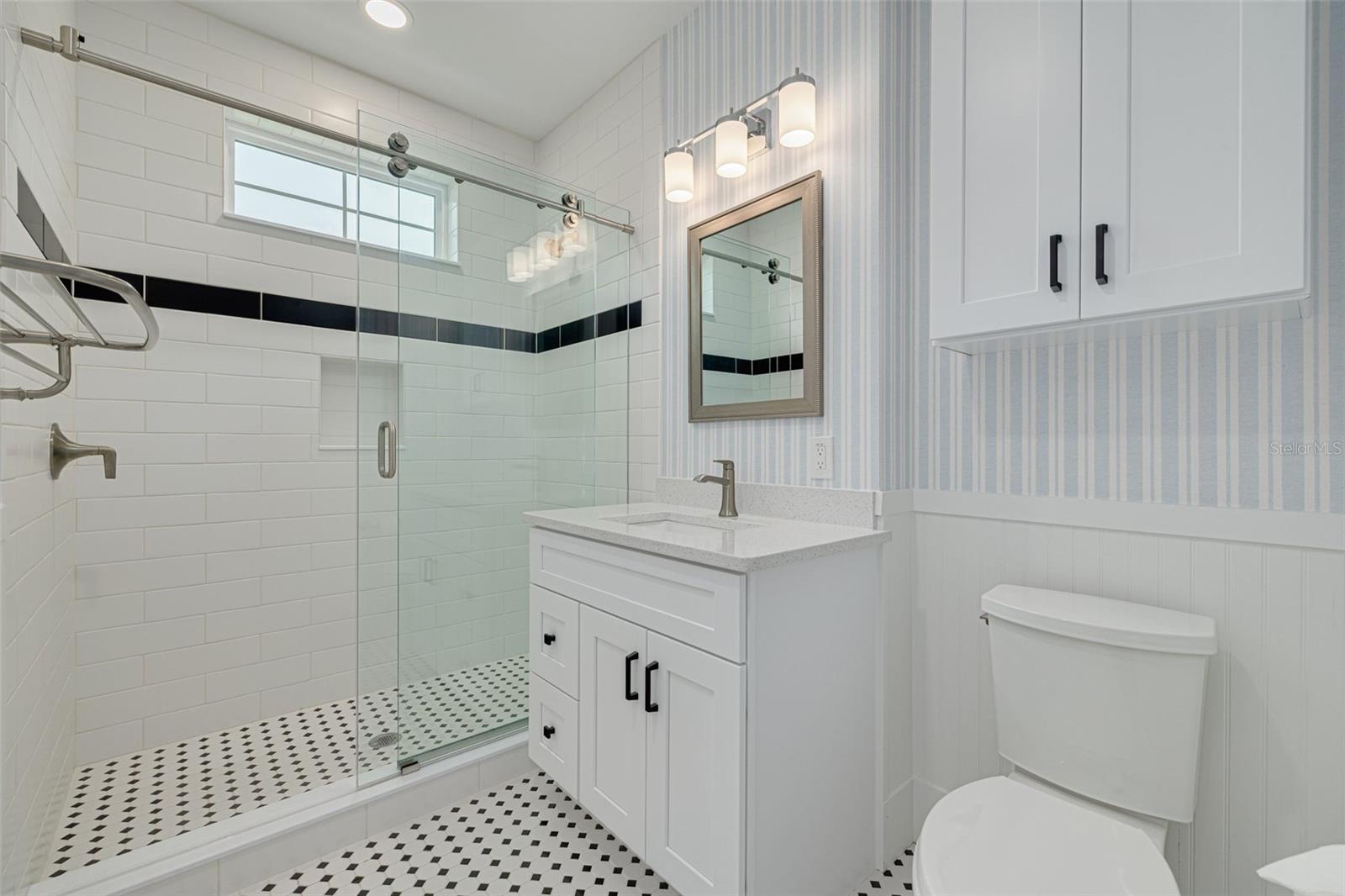 Image 31 of 45 For 405 Jasmine Way